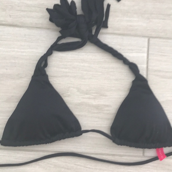 Black bikini top - Picture 2 of 3